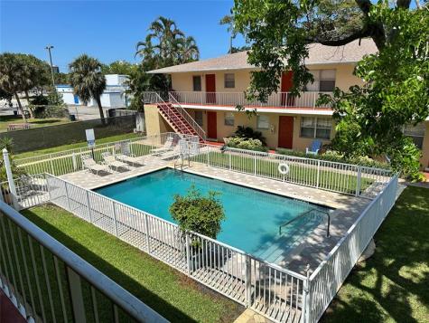 305 NE 16th Street Fort Lauderdale FL 33304