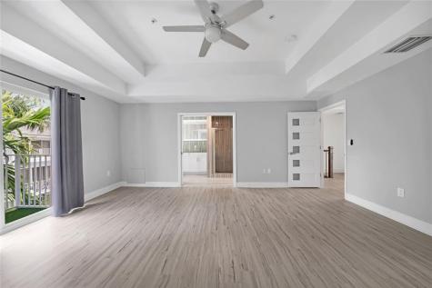 2725 NE 8 Avenue Wilton Manors FL 33334