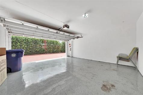 2725 NE 8 Avenue Wilton Manors FL 33334
