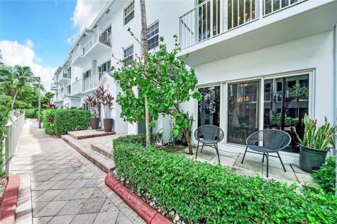 2725 NE 8 Avenue Wilton Manors FL 33334