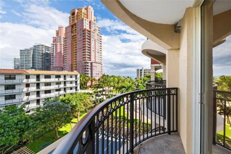 2011 N Ocean Boulevard Fort Lauderdale FL 33305