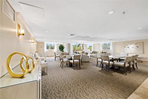 2011 N Ocean Boulevard Fort Lauderdale FL 33305