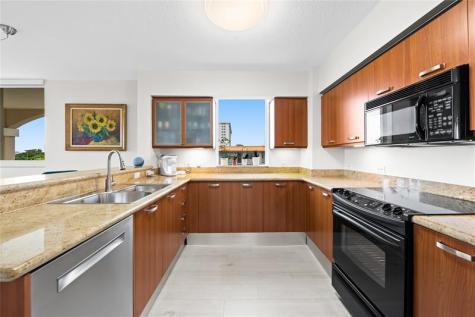 2011 N Ocean Boulevard Fort Lauderdale FL 33305
