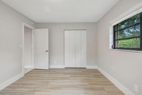 4724 Greentree Circle Boynton Beach FL 33436