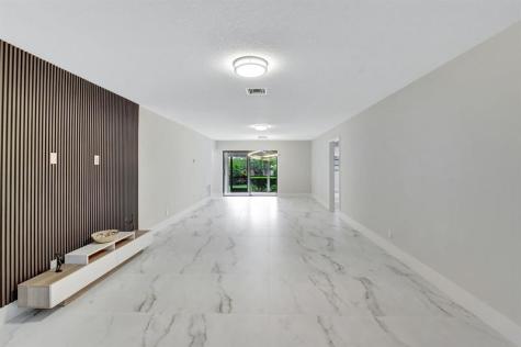 4724 Greentree Circle Boynton Beach FL 33436