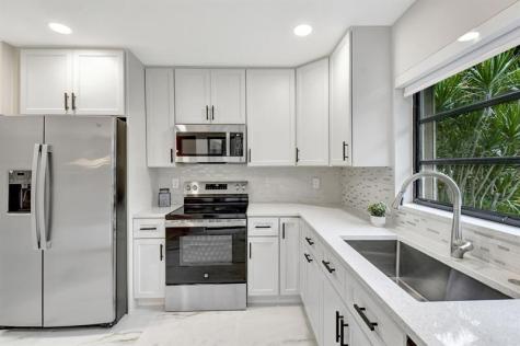 4724 Greentree Circle Boynton Beach FL 33436