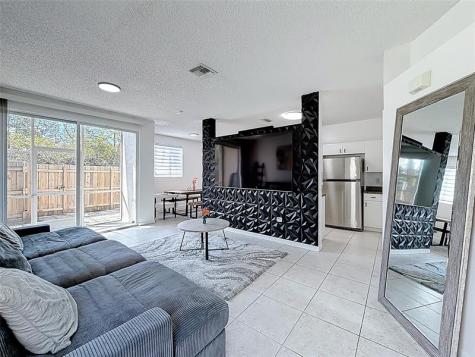 4702 NW 59 Manor Coconut Creek FL 33073
