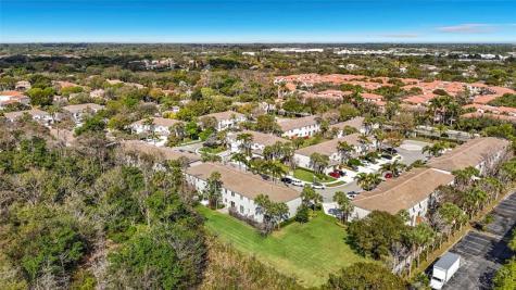 4702 NW 59 Manor Coconut Creek FL 33073