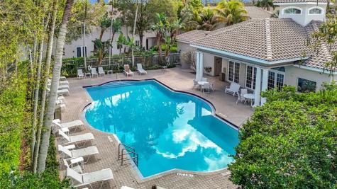 4702 NW 59 Manor Coconut Creek FL 33073
