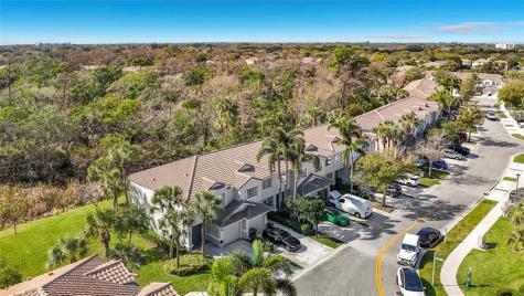 4702 NW 59 Manor Coconut Creek FL 33073