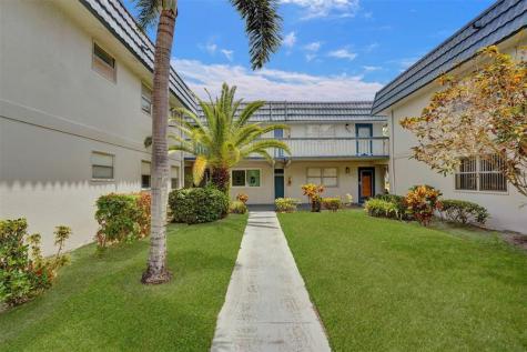 232 Tuscany D Delray Beach FL 33446