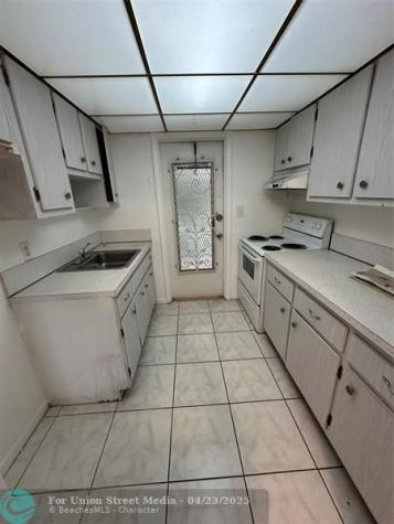 348 S Federal Highway Dania Beach FL 33004