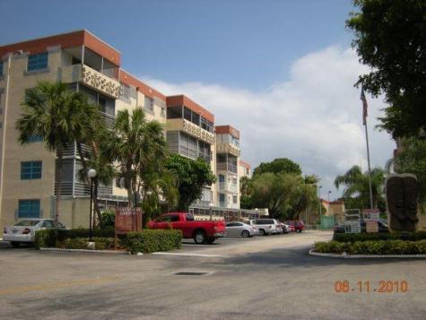 410 NW 68th Avenue Plantation FL 33317