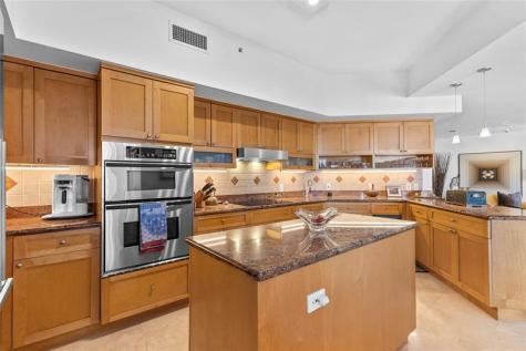 615 Bayshore Drive Fort Lauderdale FL 33304