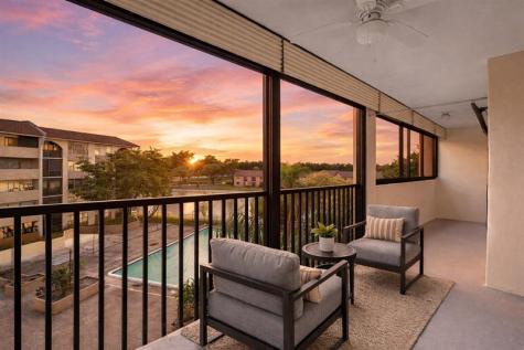3955 N Nob Hill Road Sunrise FL 33351