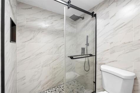 3955 N Nob Hill Road Sunrise FL 33351