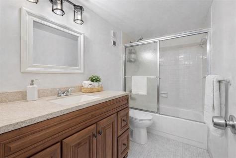 3955 N Nob Hill Road Sunrise FL 33351