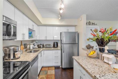 9368 S Belfort Circle Fort Lauderdale FL 33321