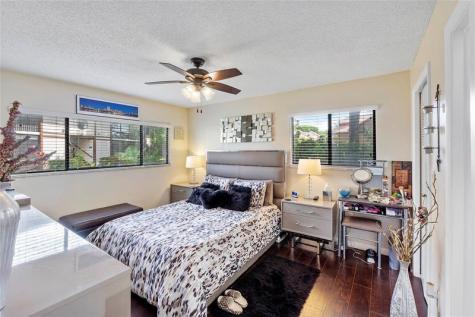 9368 S Belfort Circle Fort Lauderdale FL 33321