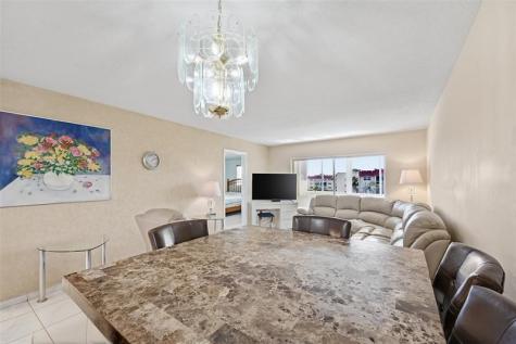 8040 N Sunrise Lakes Drive Fort Lauderdale FL 33322