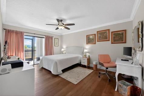1036 Us Highway 1 North Palm Beach FL 33408