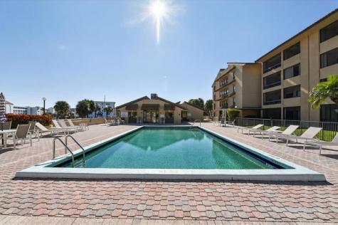 1036 Us Highway 1 North Palm Beach FL 33408
