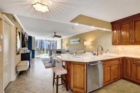 3180 NE 48th Court Lighthouse Point FL 33064