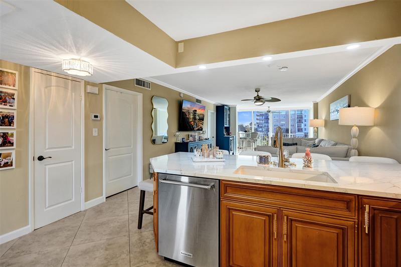 3180 NE 48th Court Lighthouse Point FL 33064