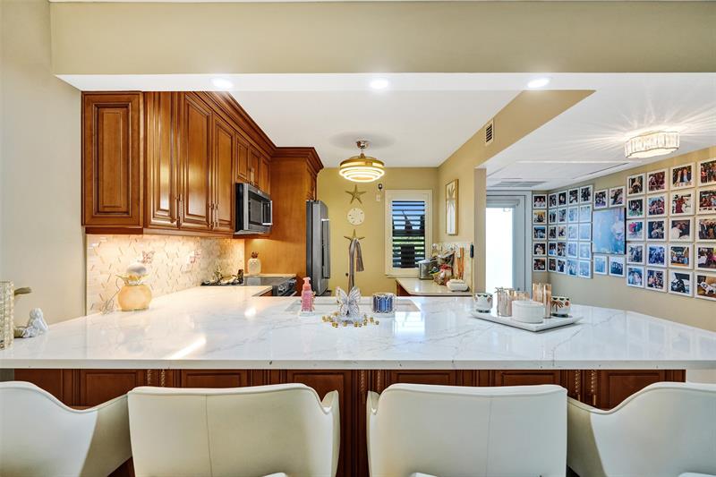 3180 NE 48th Court Lighthouse Point FL 33064