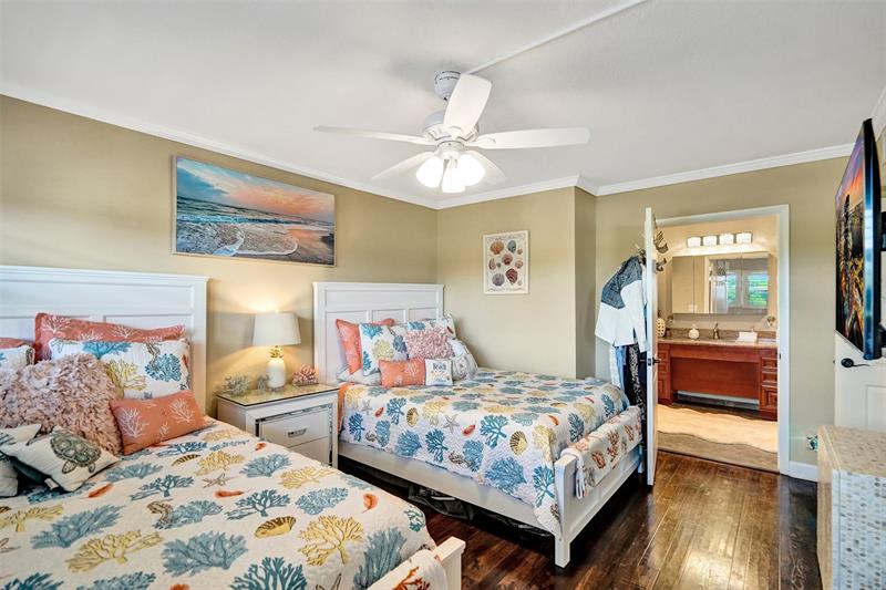 3180 NE 48th Court Lighthouse Point FL 33064