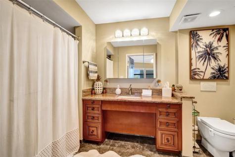 3180 NE 48th Court Lighthouse Point FL 33064