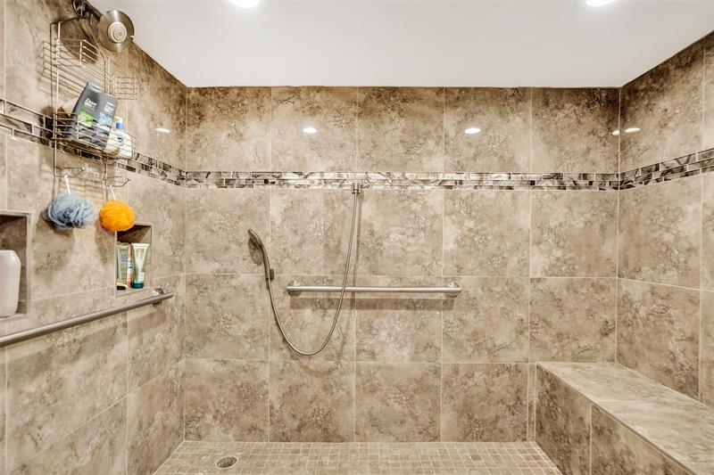 3180 NE 48th Court Lighthouse Point FL 33064