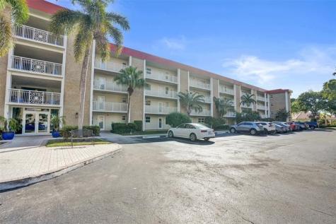 3180 NE 48th Court Lighthouse Point FL 33064