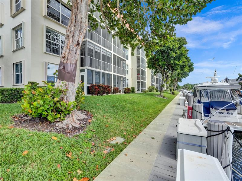 3180 NE 48th Court Lighthouse Point FL 33064