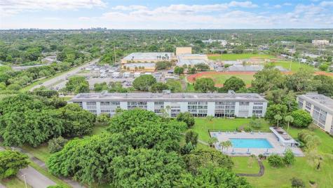 2505 Antigua Terrace Coconut Creek FL 33066