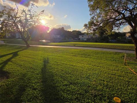 1811 Sabal Palm Drive Davie FL 33324