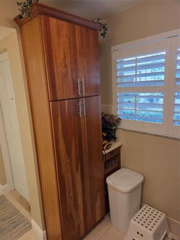 1811 Sabal Palm Drive Davie FL 33324