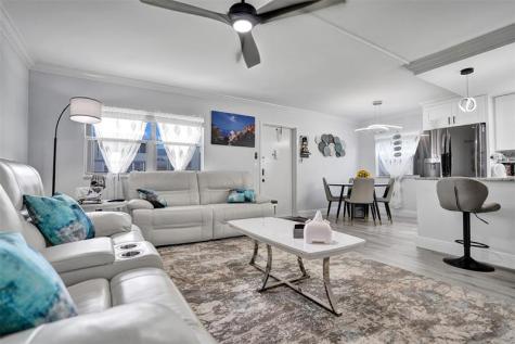 356 Brittany H Delray Beach FL 33446