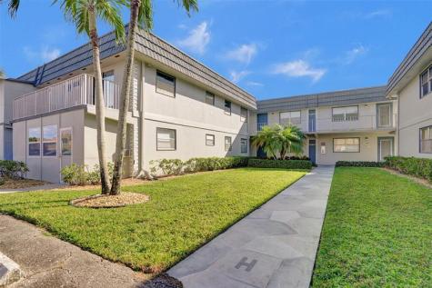 356 Brittany H Delray Beach FL 33446