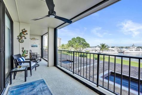 132 Lakeshore Drive North Palm Beach FL 33408