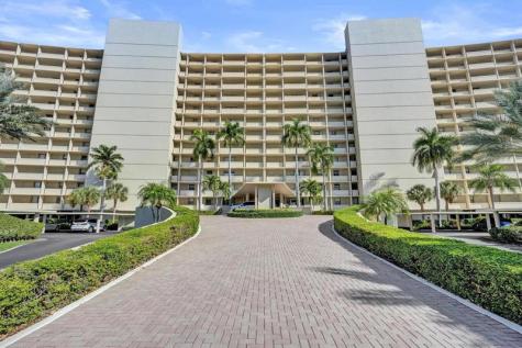 132 Lakeshore Drive North Palm Beach FL 33408