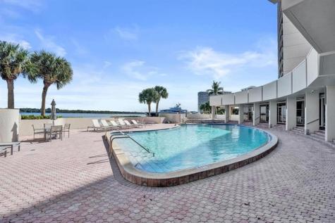 132 Lakeshore Drive North Palm Beach FL 33408