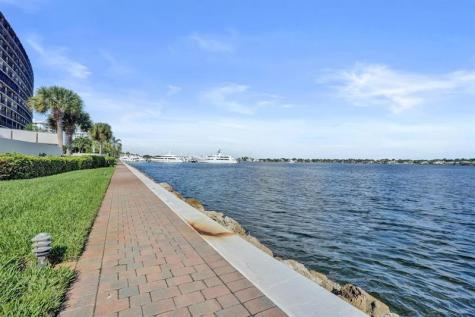 132 Lakeshore Drive North Palm Beach FL 33408