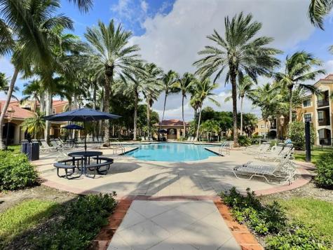 7940 N Nob Hill Road Tamarac FL 33321