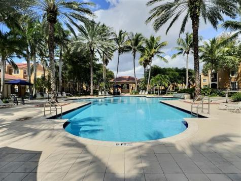 7940 N Nob Hill Road Tamarac FL 33321