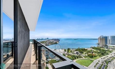 398 NE 5th Street Miami FL 33132