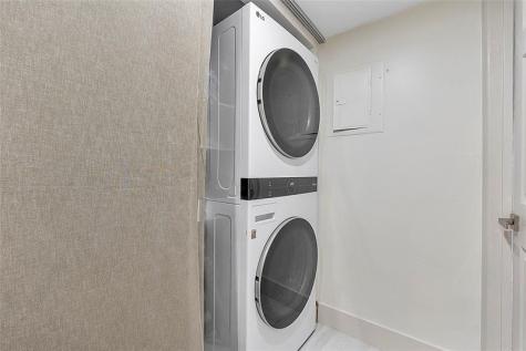 3013 NW 118th Drive Coral Springs FL 33065