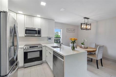 3013 NW 118th Drive Coral Springs FL 33065