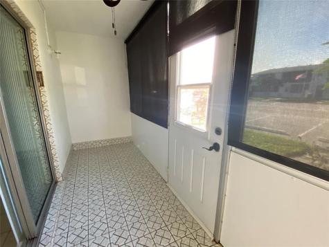 86 Markham E Deerfield Beach FL 33442