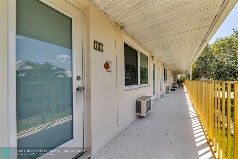 11 SW 4th Avenue Boca Raton FL 33432